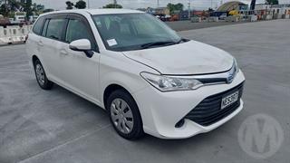 2015 Toyota Corolla Fielder Hybrid Station Wagon Photo