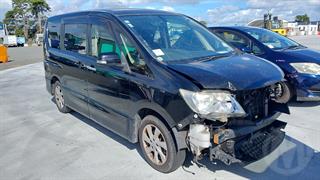 2012 Nissan Serena Station Wagon Photo