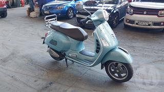 2016 Vespa GTS 300 Super ABS Scooter Photo