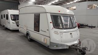 1995 Custombuilt ABI Dawnstar Caravan Photo