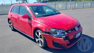 2013 Volkswagen Golf GTI162KW 2.0P6A/HA5 Hatch Photo