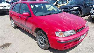 1998 Nissan Lucino Station Wagon Photo