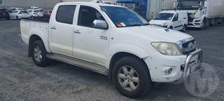 2010 Toyota Hilux 3.0TD 4WD SR5 DC 5M Dual Cab Utility Photo
