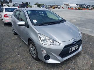 2016 Toyota Aqua Hatch Photo