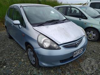 2005 Honda fit Hatch Photo