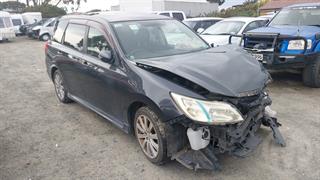 2010 Subaru Exiga Station Wagon Photo