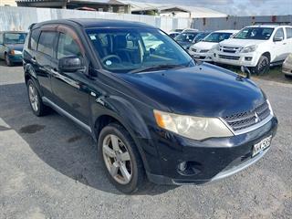 2007 Mitsubishi Outlander Multi Purpose Vehicle Photo