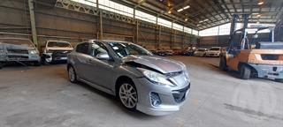 2012 Mazda Axela Hatch Photo