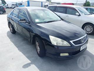 2004 Honda Inspire Sedan Photo
