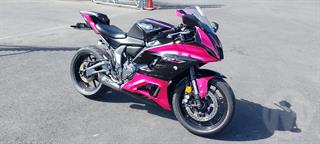 2022 Yamaha YZF-R7LA N Motorcycle Photo