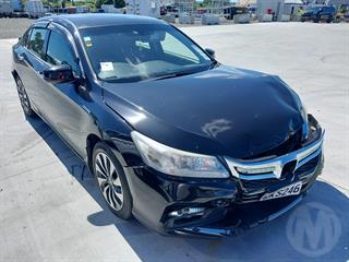 2014 Honda Accord Hybrid Sedan Photo