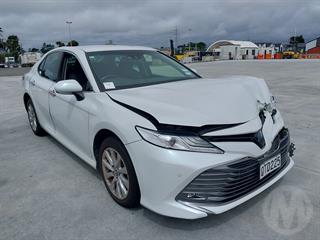 2020 Toyota Camry Hybrid Sedan Photo