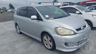 2004 Toyota Ipsum 240s Station Wagon Photo