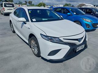 2020 Toyota Camry SX 2.5PH/CVT Sedan Photo