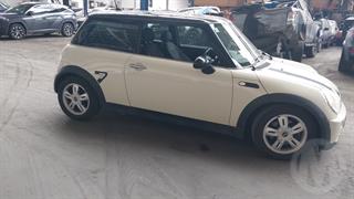 2006 BMW Mini Cooper Hatch Photo