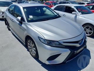 2019 Toyota Camry SX 2.5PH/CVT Sedan Photo