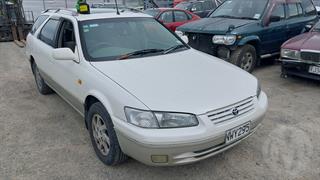1997 Toyota Camry Gracia Station Wagon Photo