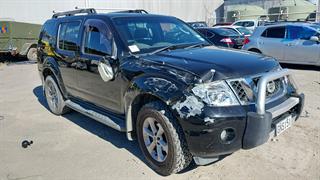 2012 Nissan Pathfinder Station Wagon Photo