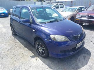 2004 Mazda Demio Hatch Photo