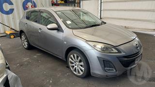 2010 Mazda Axela Hatch Photo