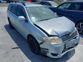 2004 Toyota Corolla Fielder Station Wagon Photo