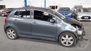 2007 Toyota Vitz Hatch Photo