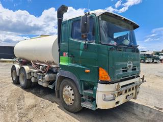 2005 Hino FS 1elpd-lpn Tanker (Water) GCM 52,000kg Photo