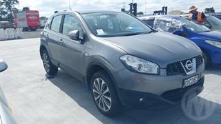 2013 Nissan Qashqai 2.0 TI AT Hatch Photo