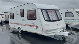 2002 Elddis Riviera Caravan Photo