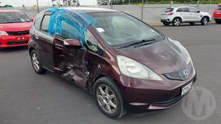 2010 Honda fit Hatch Photo