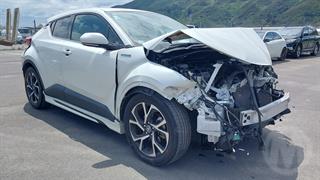 2017 Toyota C-hr Hybrid Hatch Photo