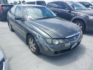2002 Holden Calais 3.8 V6 Sedan Sedan Photo