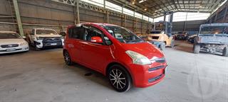 2005 Toyota Ractis Hatch Photo