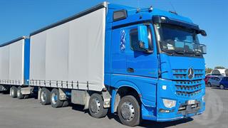 2018 Mercedes-Benz Arocs Rigid 3263l 8X4 Curtainside GCM 70,000kg Photo