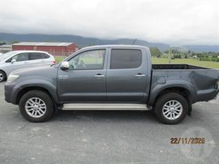 2013 Toyota Hilux SR5 Dual Cab Utility Photo