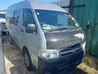 2010 Toyota Hiace High Roof Van Photo