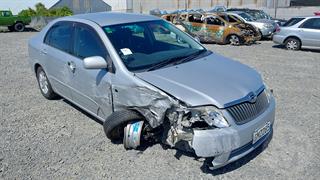 2004 Toyota Corolla Sedan Photo