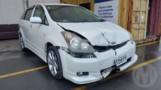 2005 Toyota Wish Station Wagon Photo