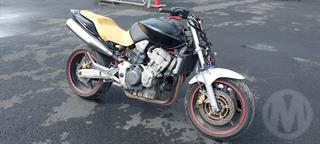 2005 Honda CB 900 Motorcycle Photo