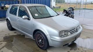 2001 Volkswagen Golf Station Wagon Photo