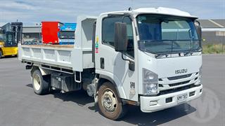 2017 Isuzu N Series NQR500 Tipper Tipper GCM 12,200kg Photo