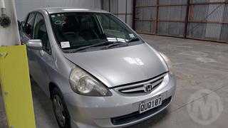 2007 Honda fit Hatch Photo