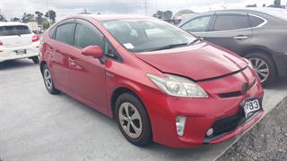 2012 Toyota Prius Hybrid Hatch Photo