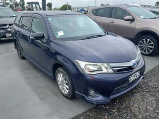 2014 Toyota Corolla Fielder Hybrid Station Wagon Photo