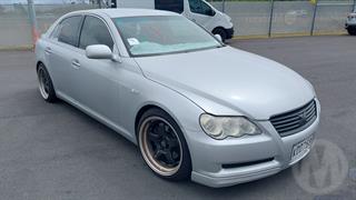 2005 Toyota Markx Sedan Photo