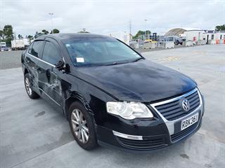 2007 Volkswagen Passat SE TDI Sedan Photo