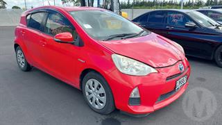 2012 Toyota Aqua Hatch Photo