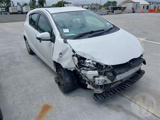 2014 Toyota Aqua Hatch Photo