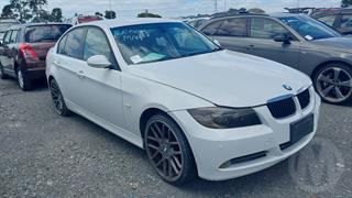 2006 BMW 320i Sedan Photo