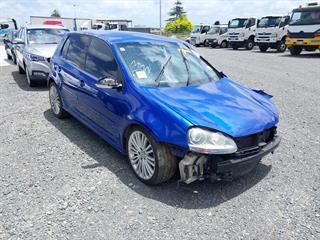 2006 Volkswagen Golf R32 Hatch Photo